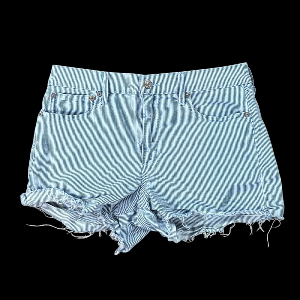Woman’s American Eagle “perfect short” seersucker stripe cut off shorts size 6